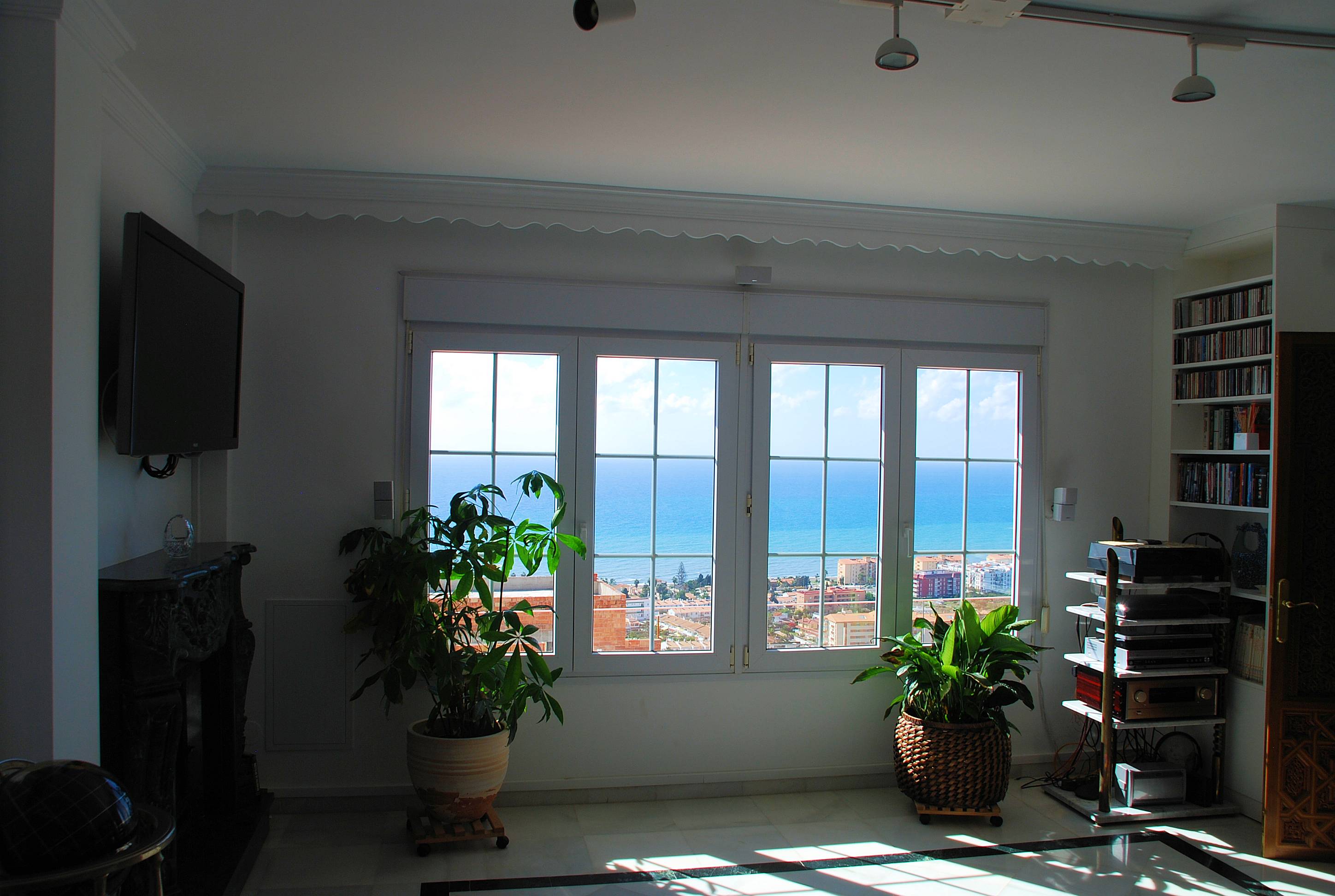 Villa for rent in Rincón de la Victoria